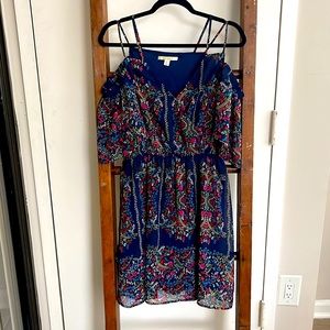 Franchesca's Cold Shoulder Floral Dress - Size Large